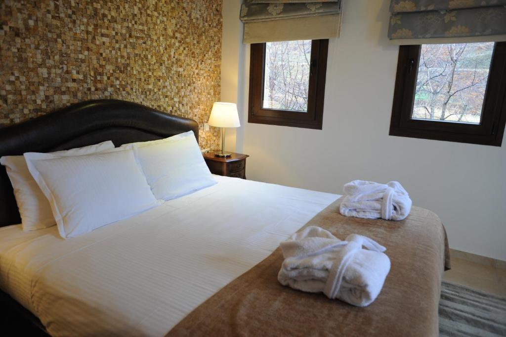 Agapi Luxury Hotel Káto Loutrákion Habitación foto